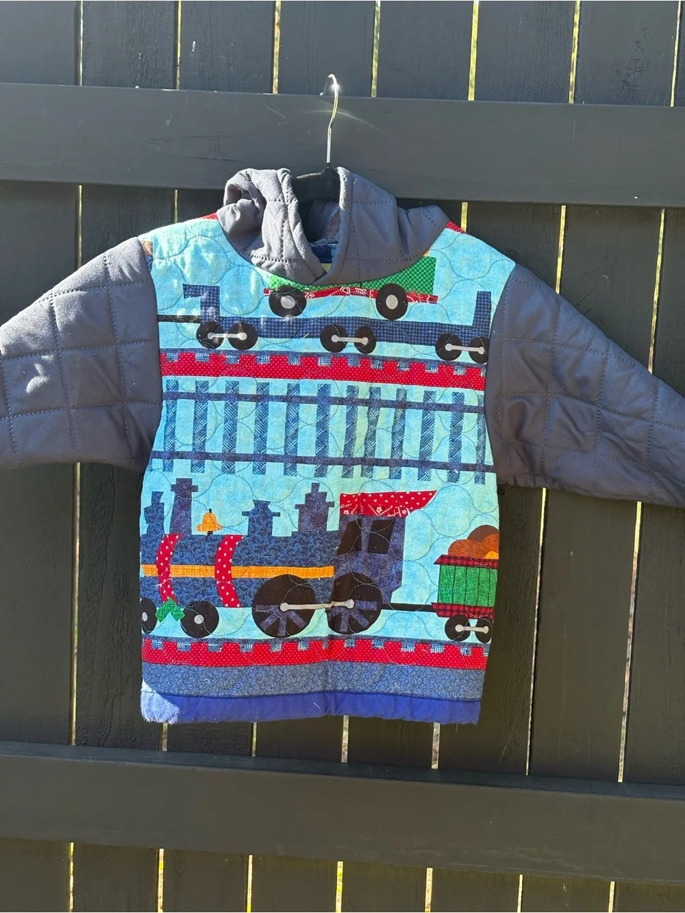 2T/3T kids  Quilted Train Print Jacket - Blue